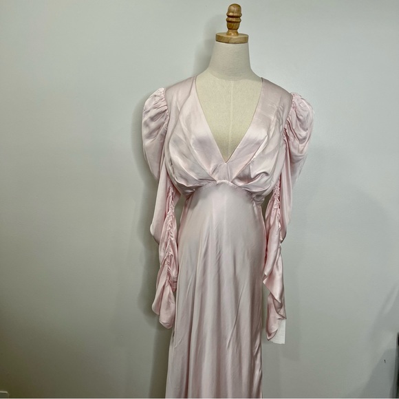 NWOT Bardot Zaria Dress in Soft Pink size large, revolve - Picture 5 of 13